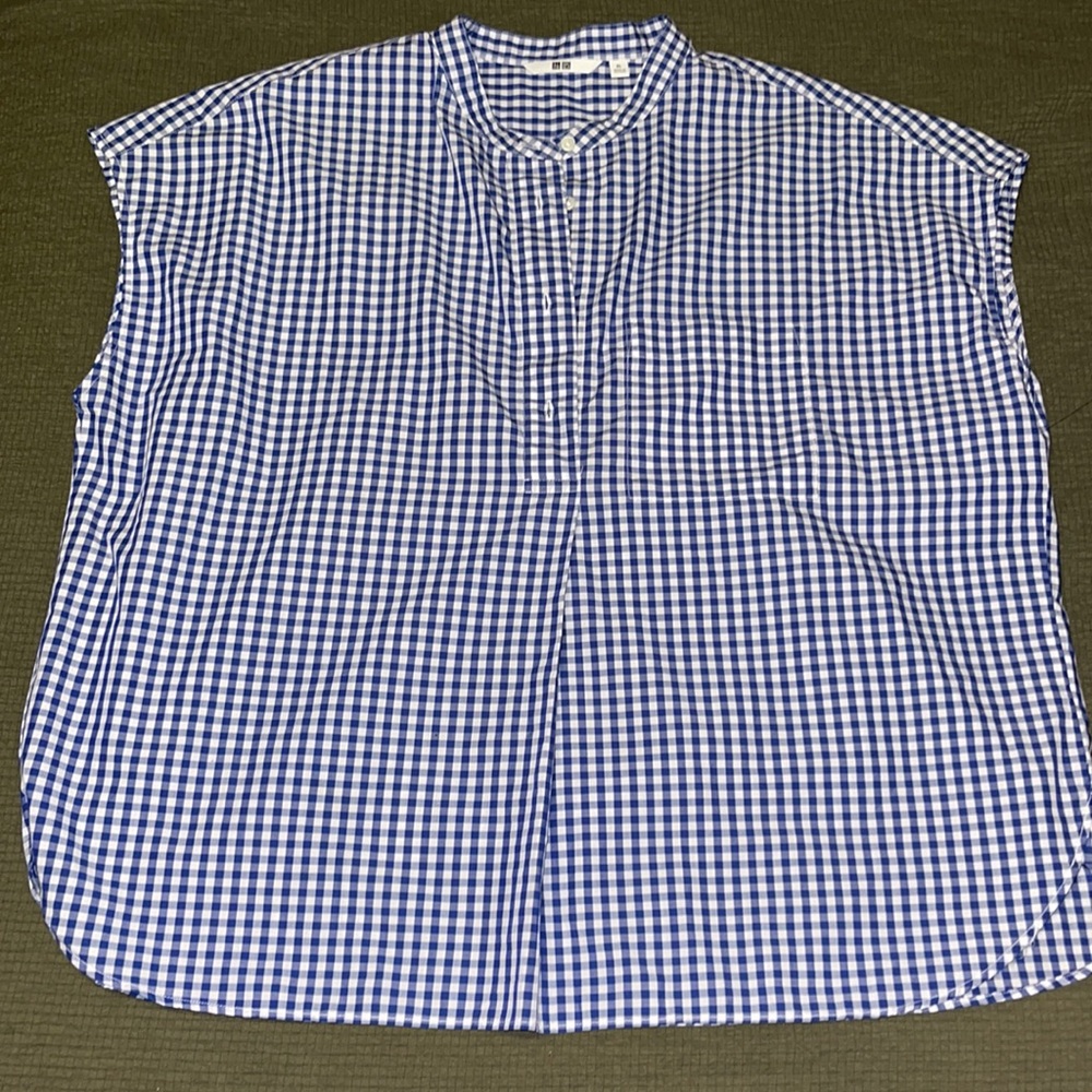 Uniqlo Cap Sleeve Gingham Popover Button Down